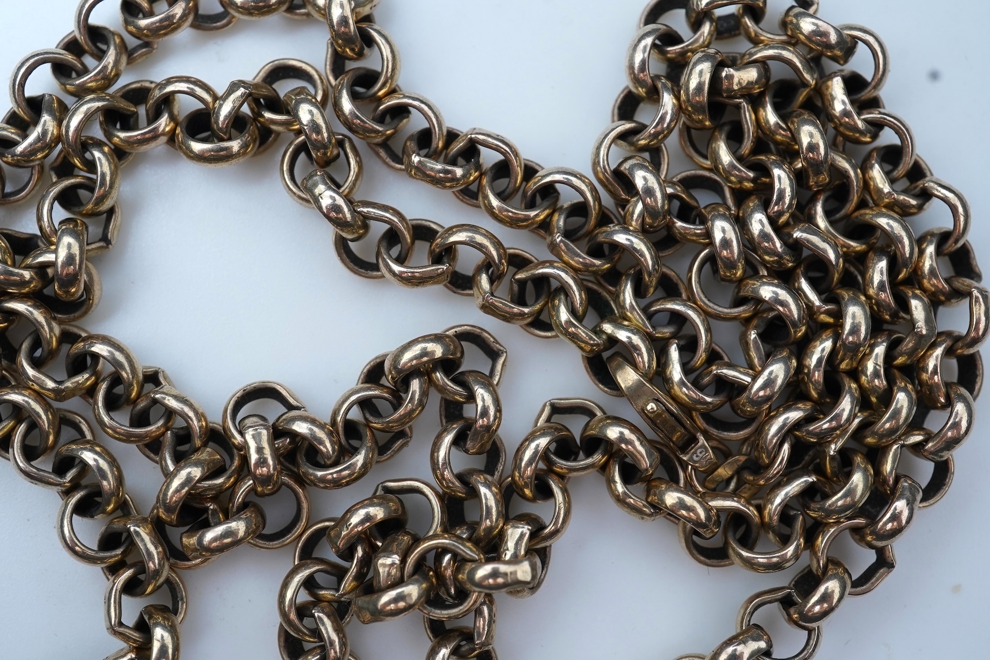 A 9ct gold chain necklace